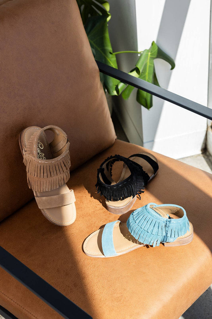 Fringe Star Fringe Sandal: Black / AZ Case Pack: 6 (1)-6.5 (1)-7 (1)-7.5 (2)-8 (2)- 8.5 (2)-9 (1)-9.5(1)-10 (1)