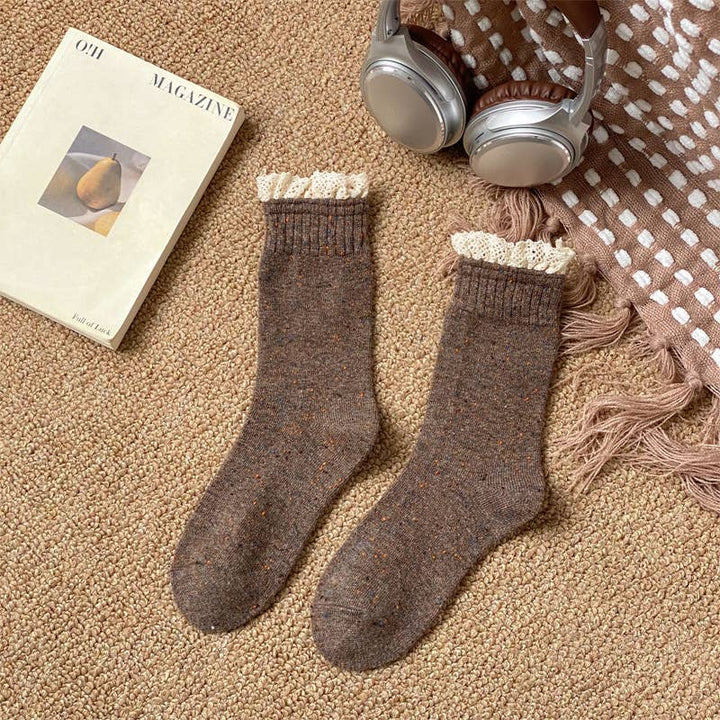 Retro lace dot yarn mid-tube women's socks soft waxy socks: Black