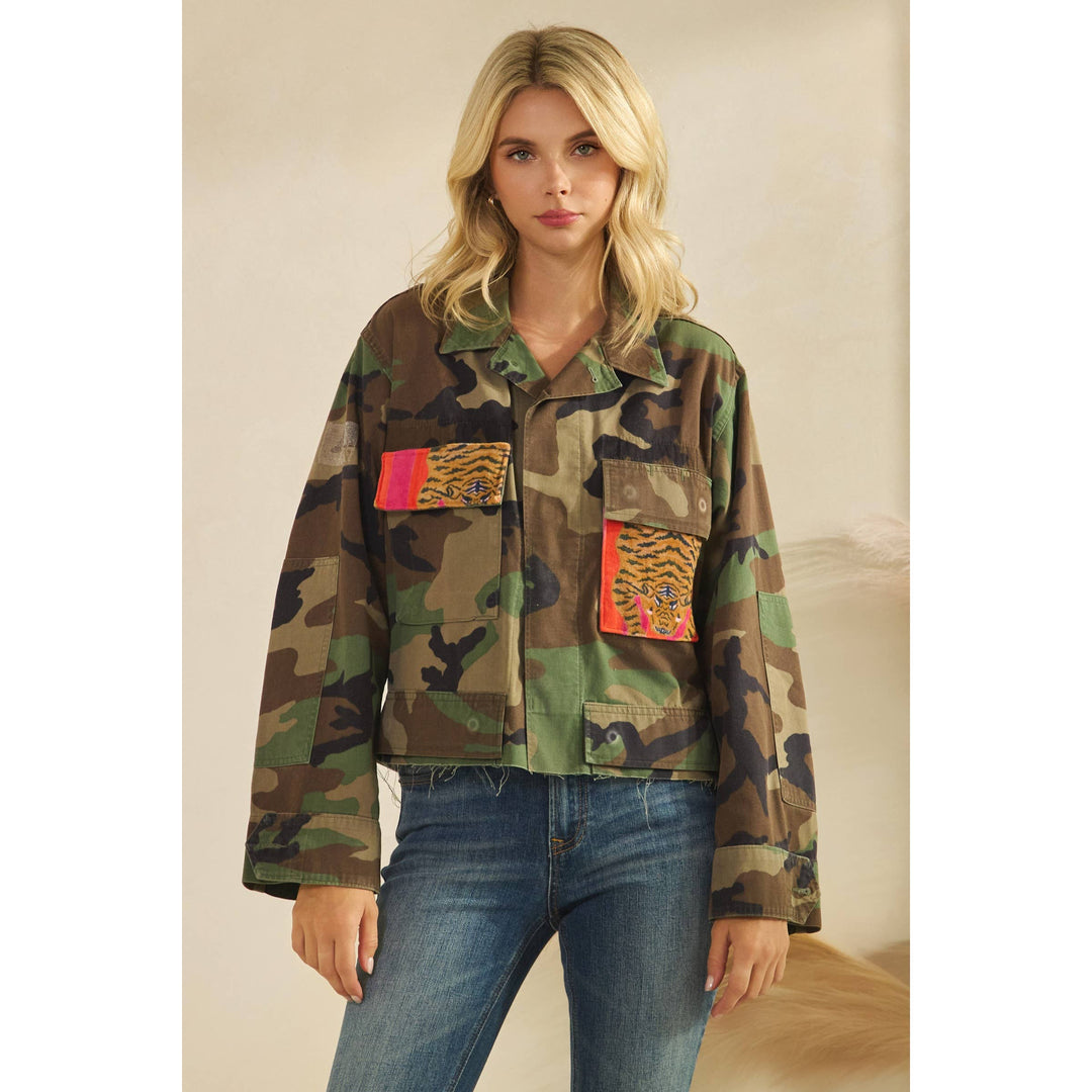 Camo jacket with Tiger Print contrast: Camo / M