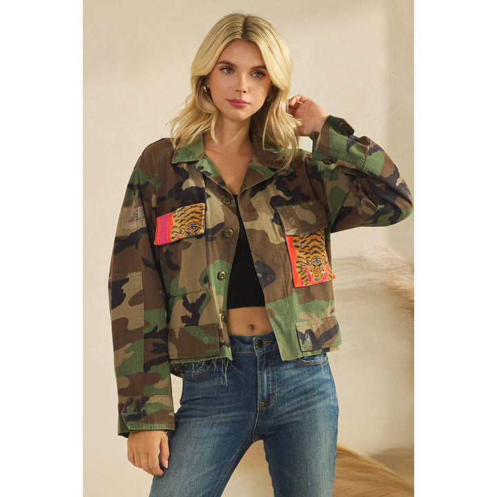 Camo jacket with Tiger Print contrast: Camo / L