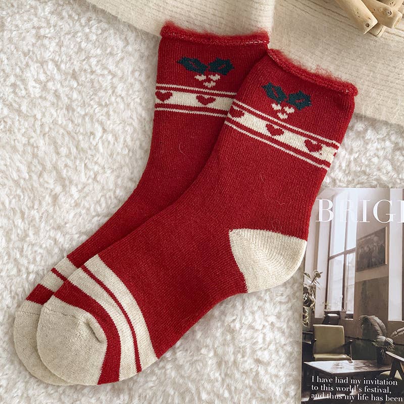 Christmas Festive Patterns Socks, Retro Holiday Themed Socks: Heart