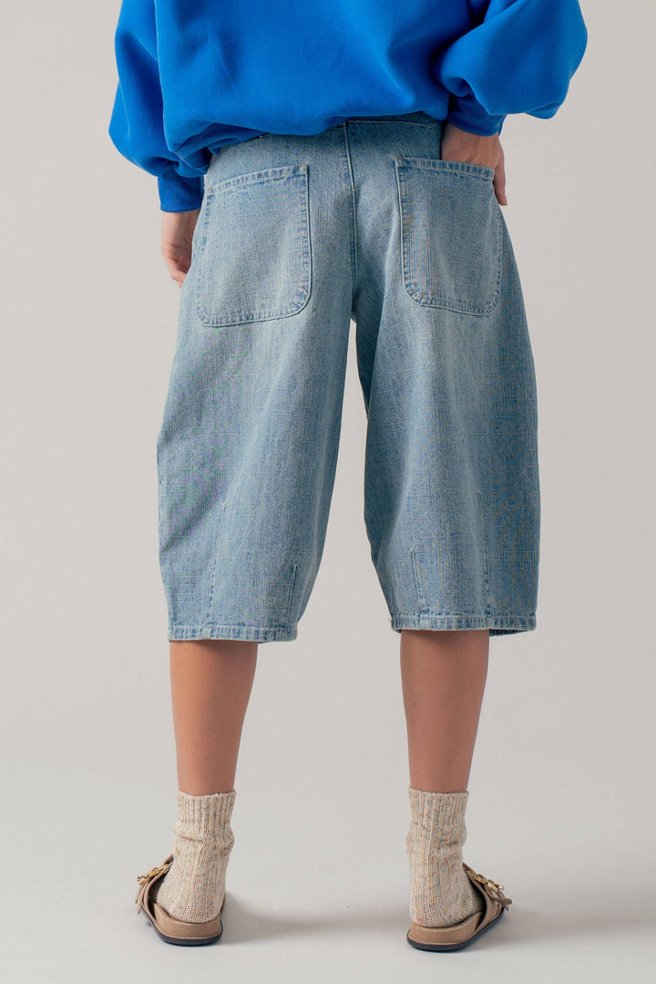 Drawstring Waist Barrel Leg Denim Shorts