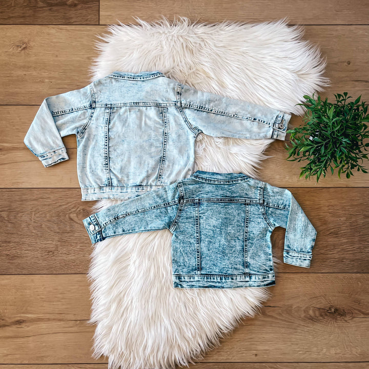 Acid Washed Denim Jacket: Full Run (12-18. 2T. 3T. 4T. 5/6. 6/7. 7/8. 8/9. 10/12. 14/16)