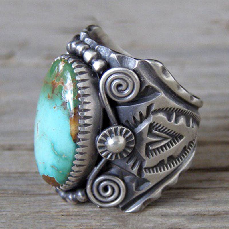 Turquoise Vintage Ring: Ring / No.6