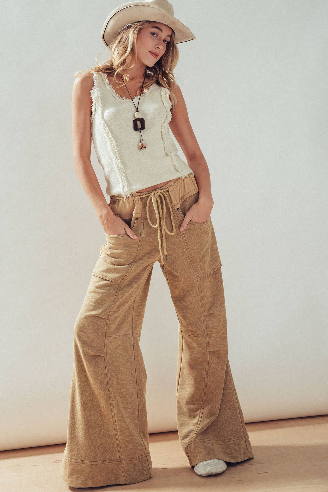 Frayed Trim Textured Knit Sleeveless Top: IVORY