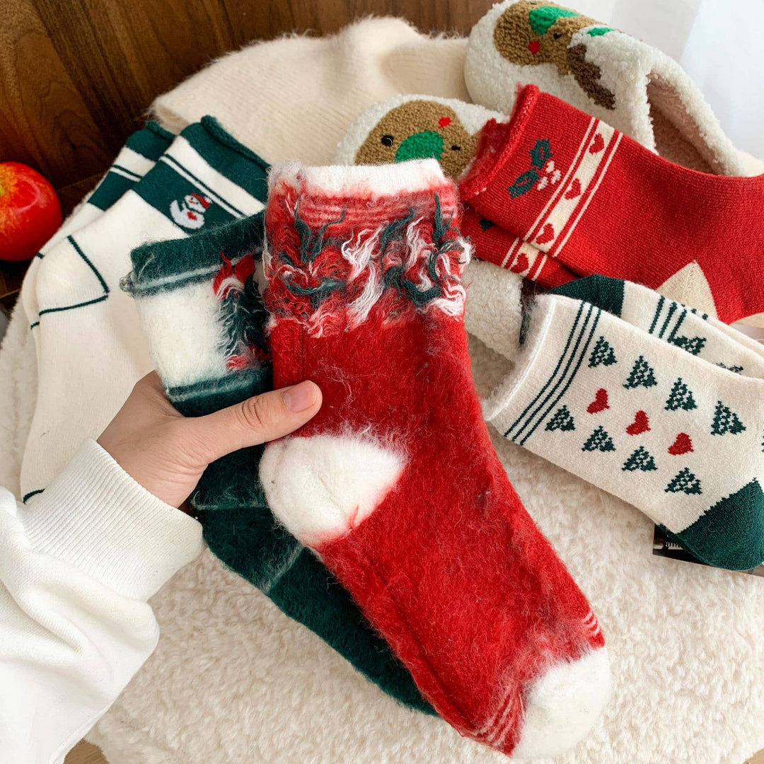 Christmas Festive Patterns Socks, Retro Holiday Themed Socks: ChristmasTree