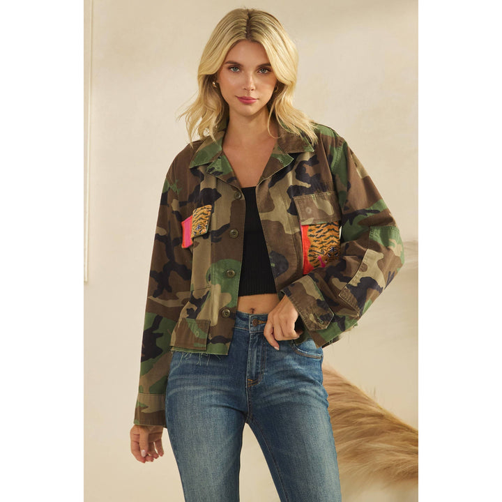 Camo jacket with Tiger Print contrast: Camo / M