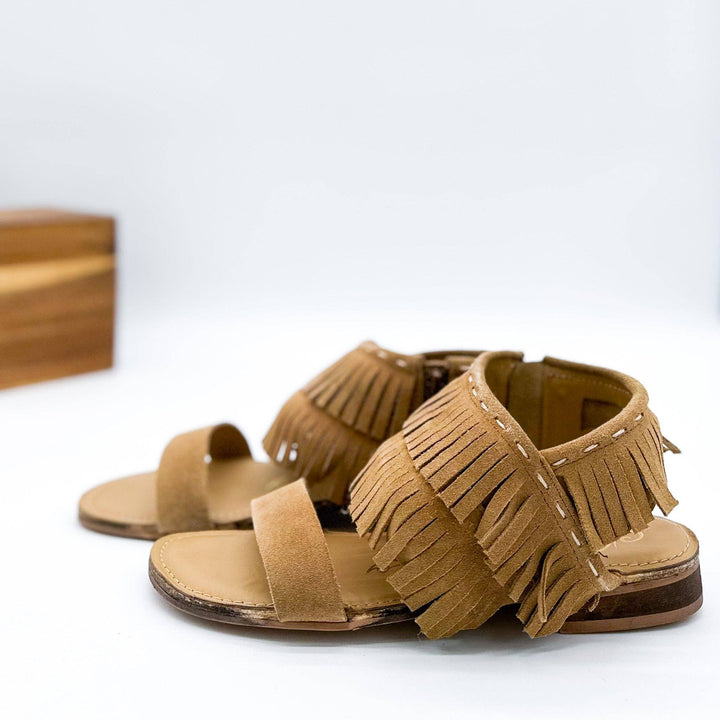 Fringe Star Fringe Sandal: Black / AZ Case Pack: 6 (1)-6.5 (1)-7 (1)-7.5 (2)-8 (2)- 8.5 (2)-9 (1)-9.5(1)-10 (1)