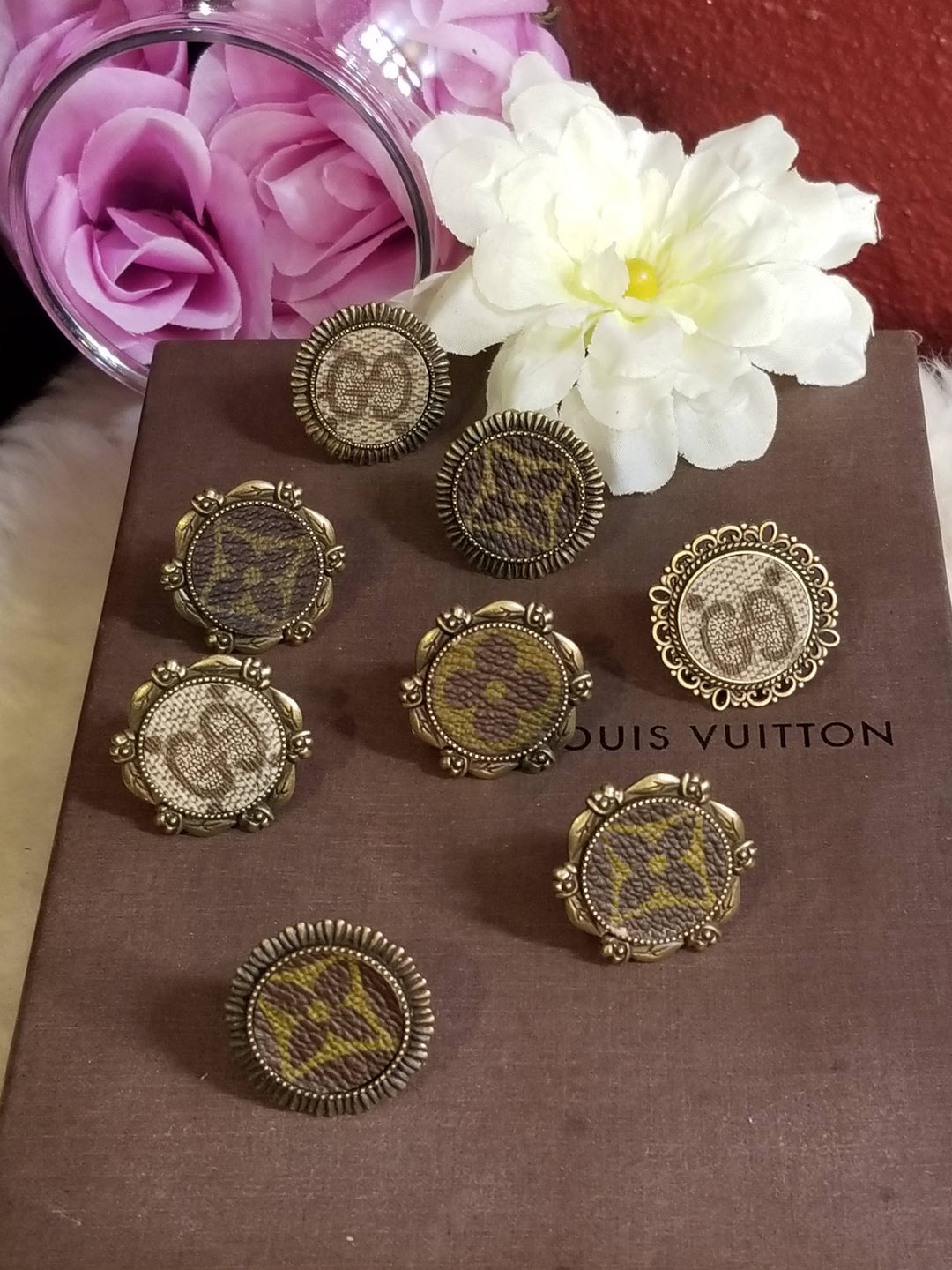 Upcycled Gucci bronze rings mix