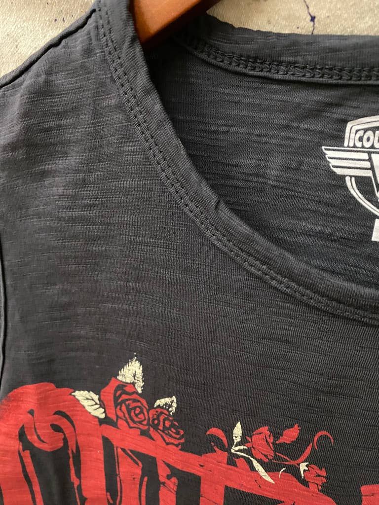 Outlaw  Muscle Crop Tee: Vintage Black