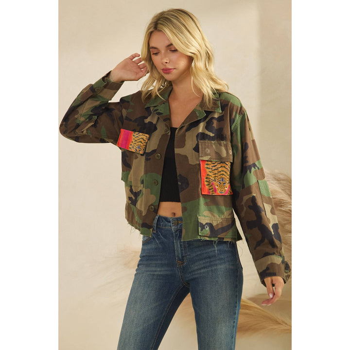 Camo jacket with Tiger Print contrast: Camo / M
