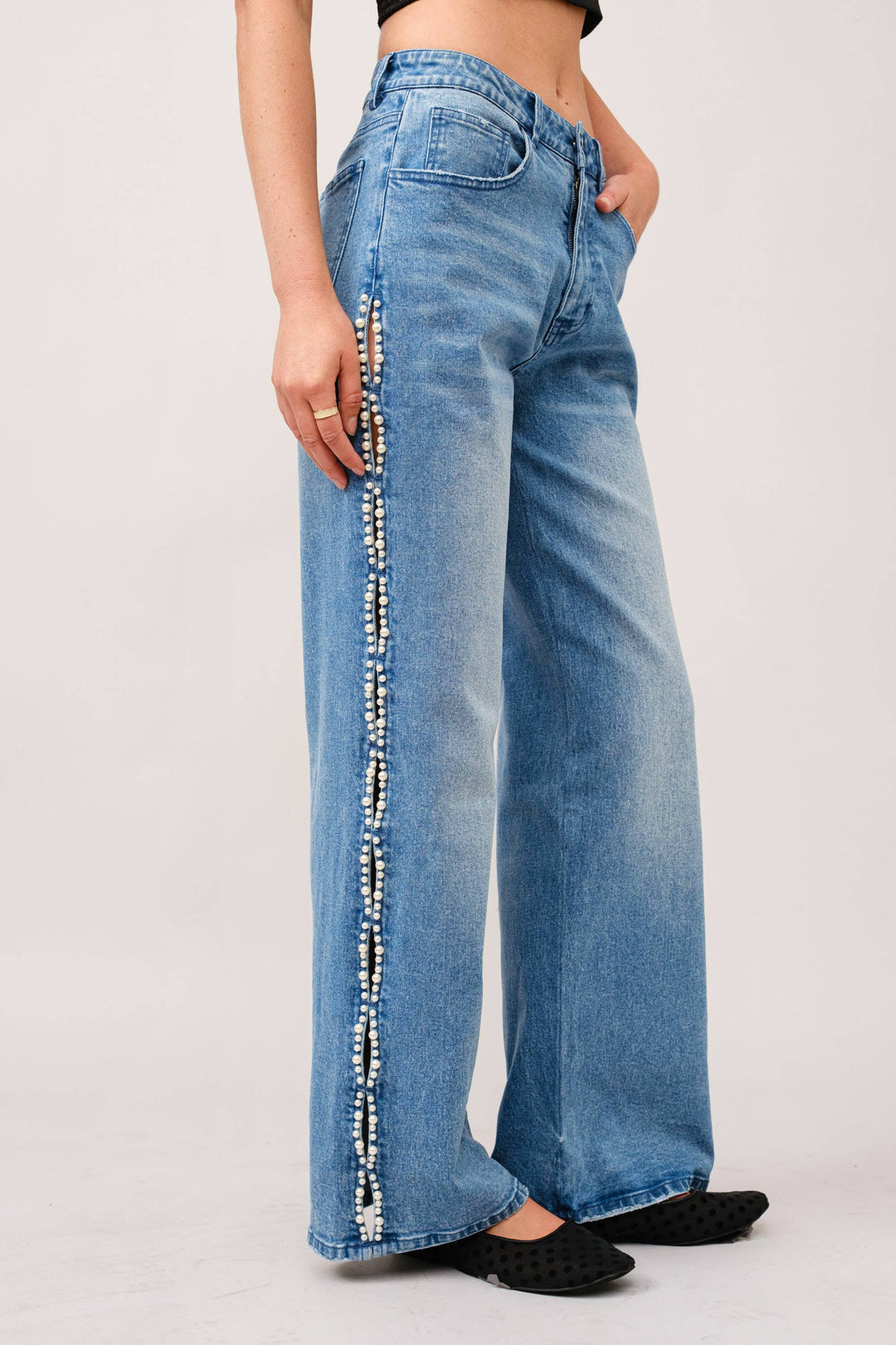 23423P - Pearl Embellished Cut Out Sides Jeans: MED WASH / L