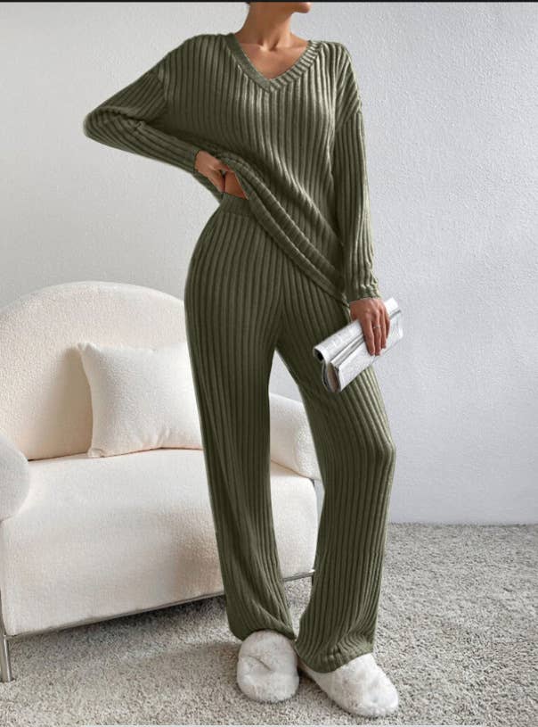 Ribbed Knit Long Sleeve Lounge Pajama Set: Khaki