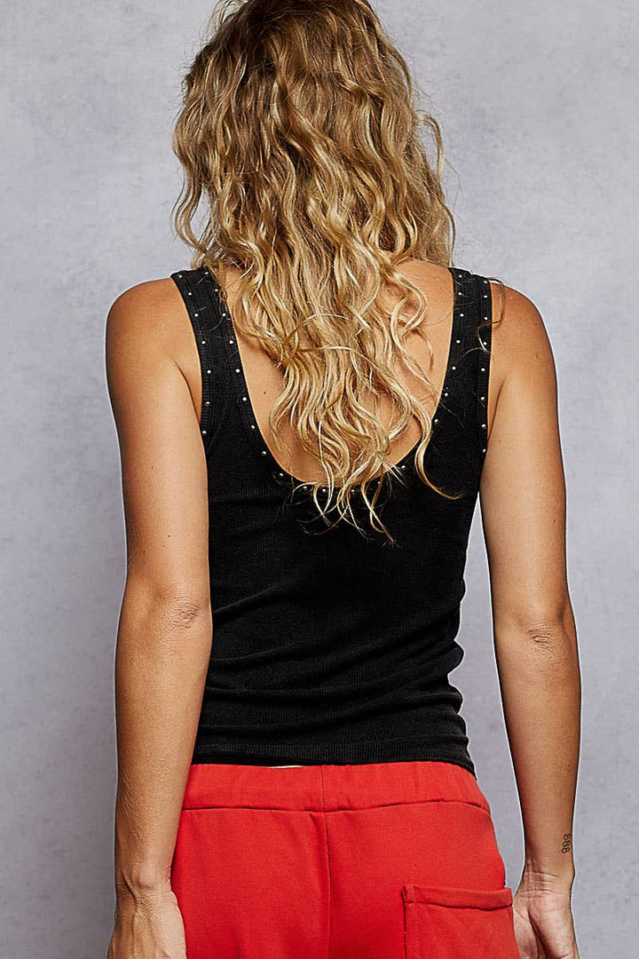 Sleeveless Ribbed Metallic Stud Basic Tank Top: WALES GREY