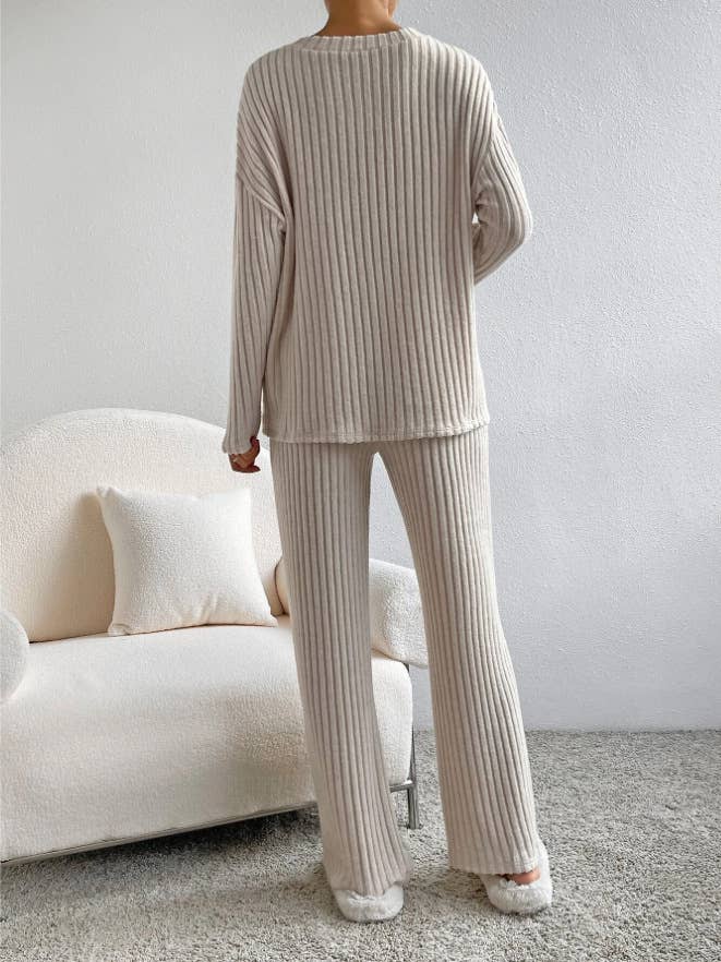 Ribbed Knit Long Sleeve Lounge Pajama Set: Khaki