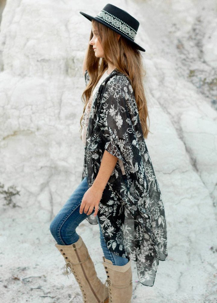 Kid's Avalon Duster in Black Block Print