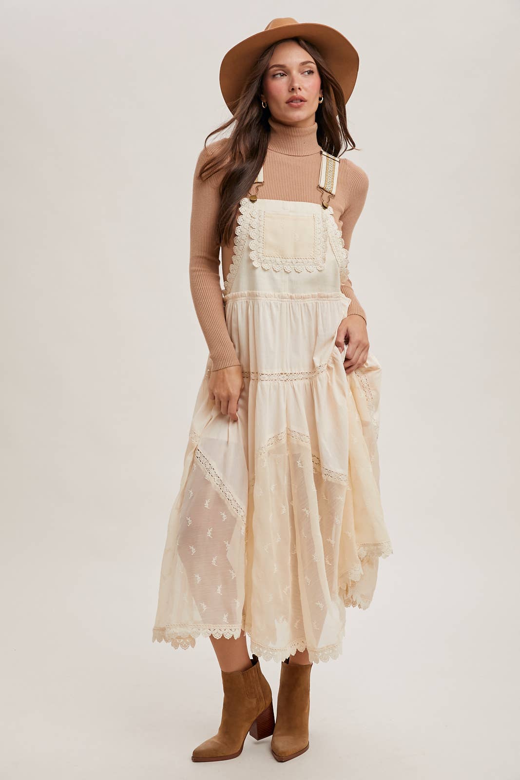 LACE EMBROIDERED TULLE BIB MAXI DRESS: ASH / M