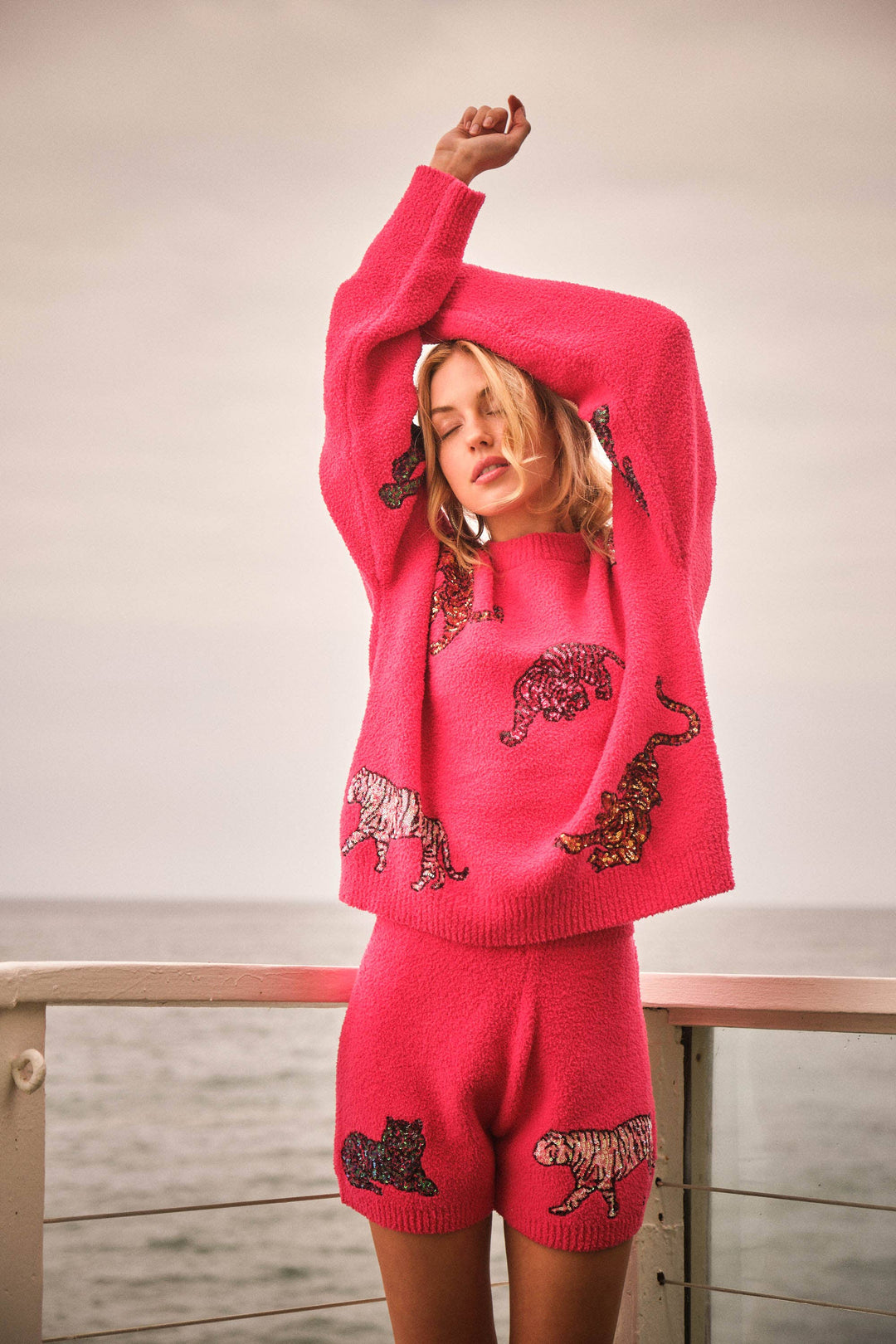 34242SET-Cozy Multi Tiger Sequin op with Matching Shorts: HOT PINK / M