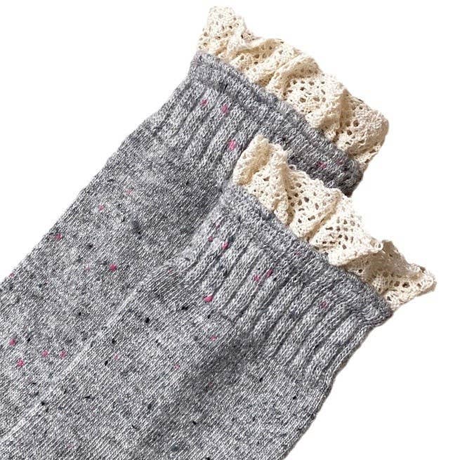 Retro lace dot yarn mid-tube women's socks soft waxy socks: Black