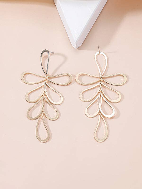 Flower Shape Hollow Tasseled Ear-Ring: GOLD / One_size