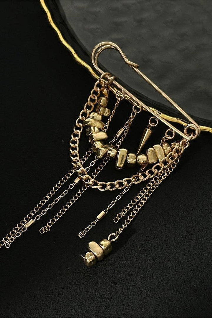 Elegant Chain Brooch for Women: GOLD