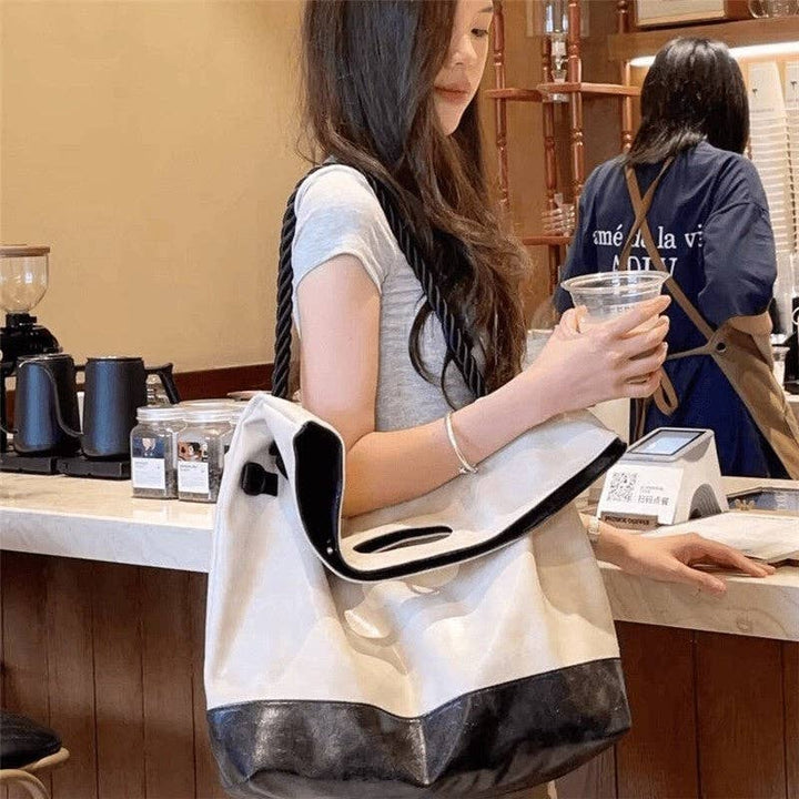 Stylish Broadband Crossbody Messenger Bag: BLACK