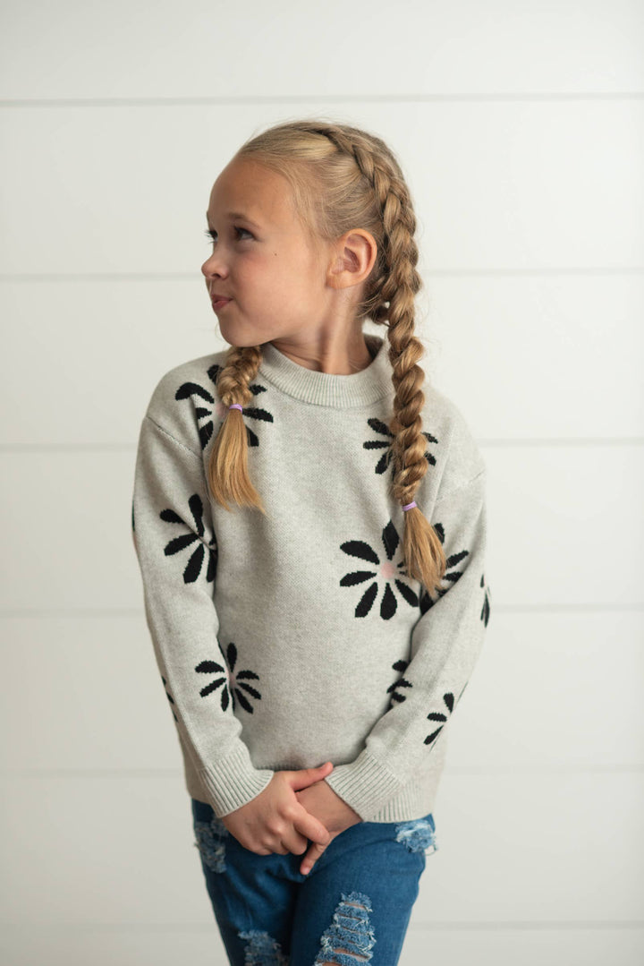 Kids Light Gray Flower Crew Neck Fall Winter Sweater: 3/4