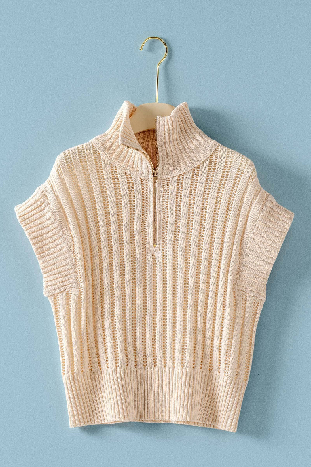 Ribbed Knit Half-Zip Mock Neck Sweater Vest: Mocha / SM-ML:3-3