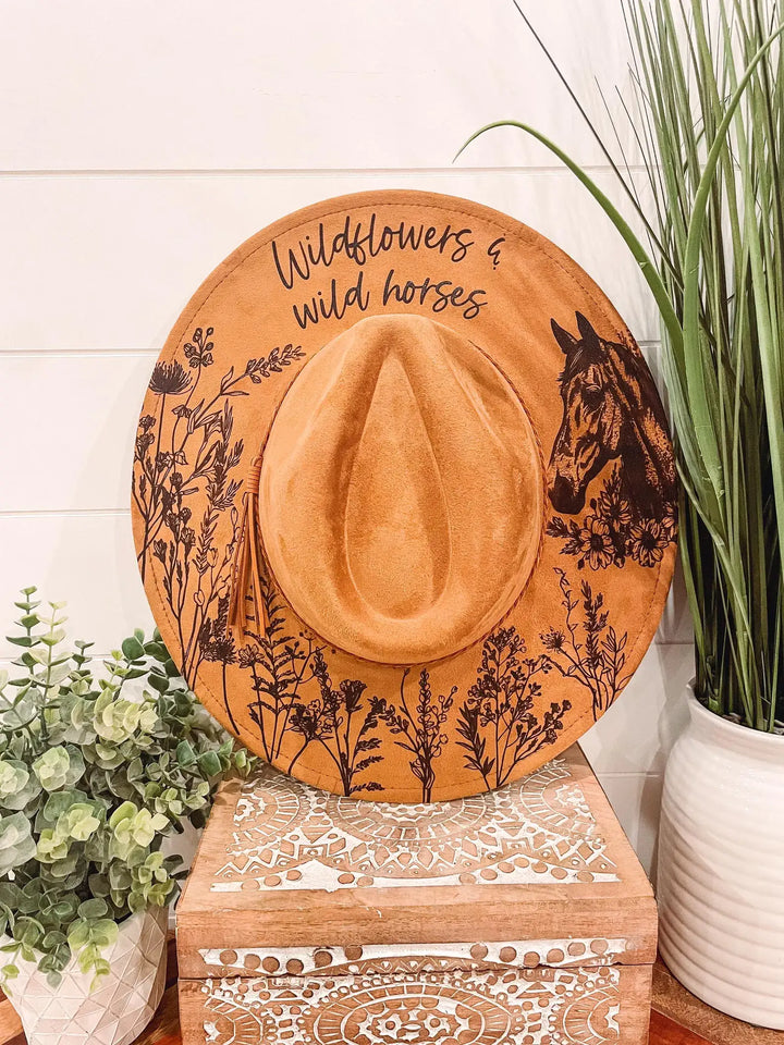 Engraved Wildflowers & Wild Horses Hat: Ivory