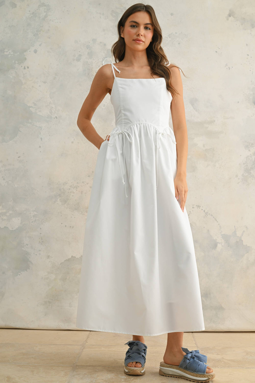 BOW TIE FRONT DETAIL DRESS