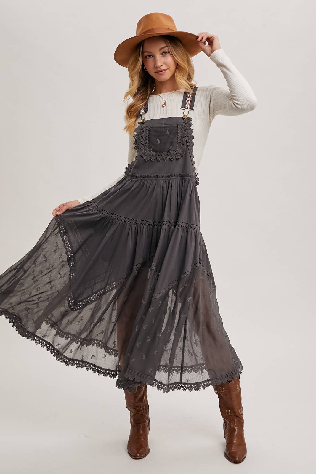 LACE EMBROIDERED TULLE BIB MAXI DRESS: ASH / S