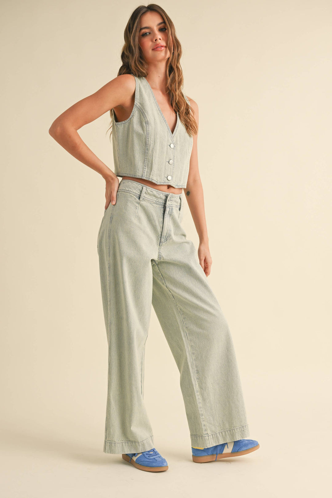 FADED STRIPE PATTERN PANTS: BLUE STRIPE