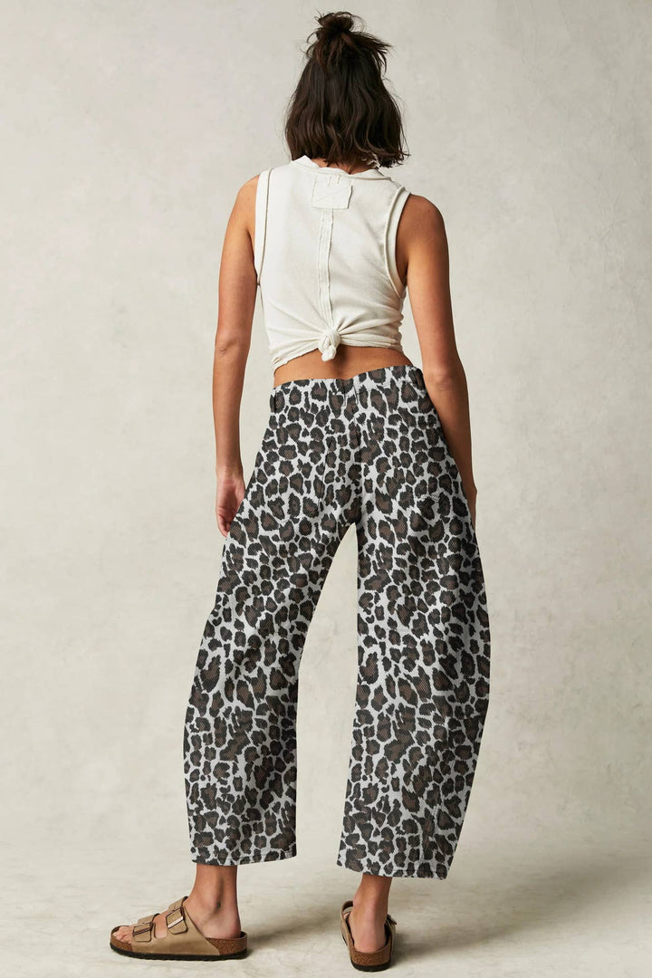 Leopard print barrel jeans: Mocha / L