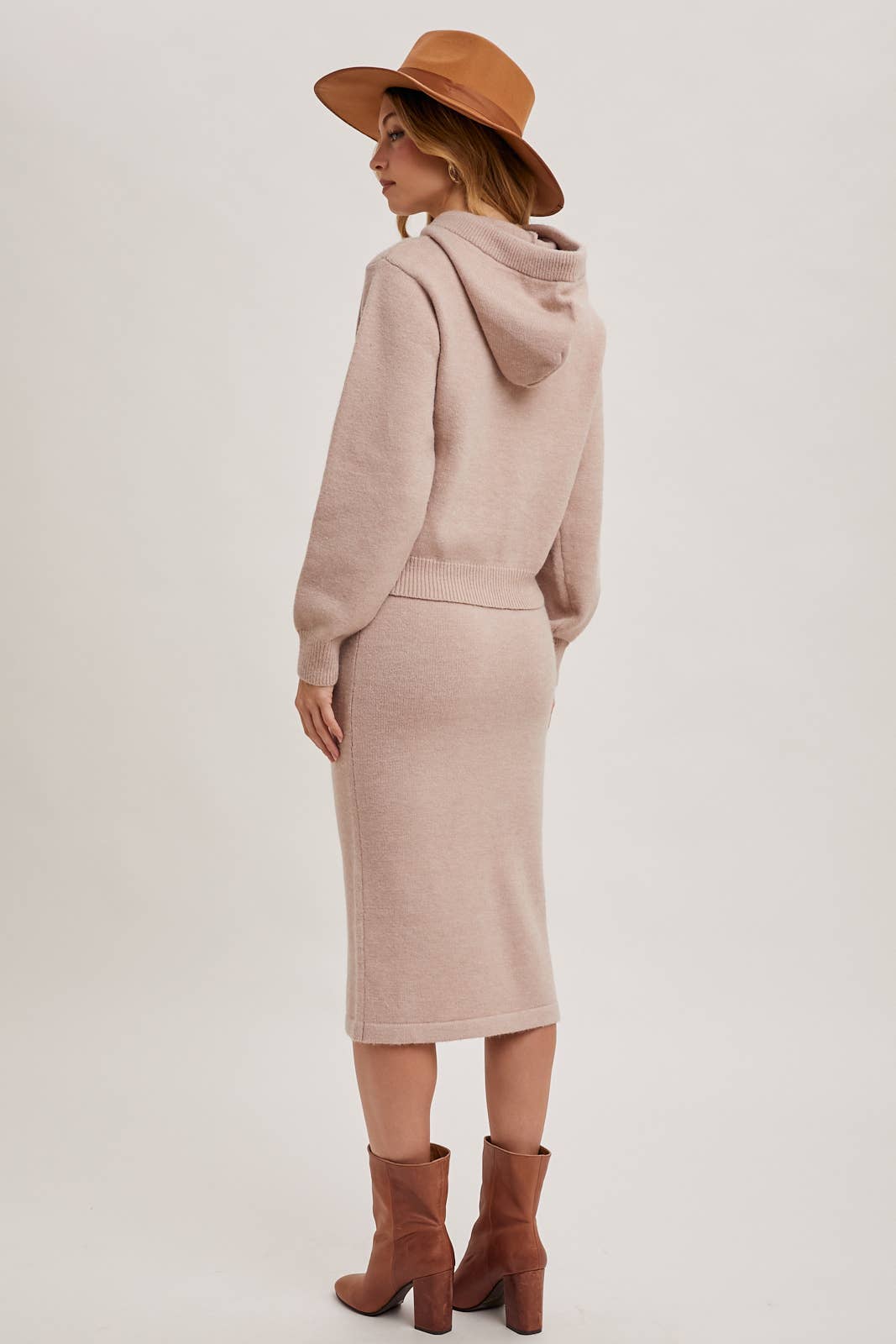 KNIT HOODIE TOP AND PENCIL SKIRT SETS: Black / S