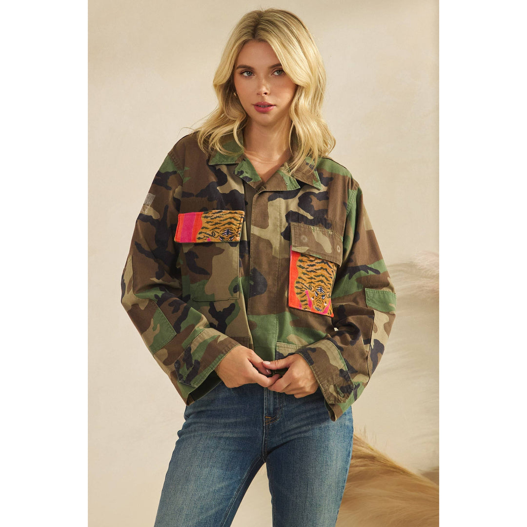 Camo jacket with Tiger Print contrast: Camo / M