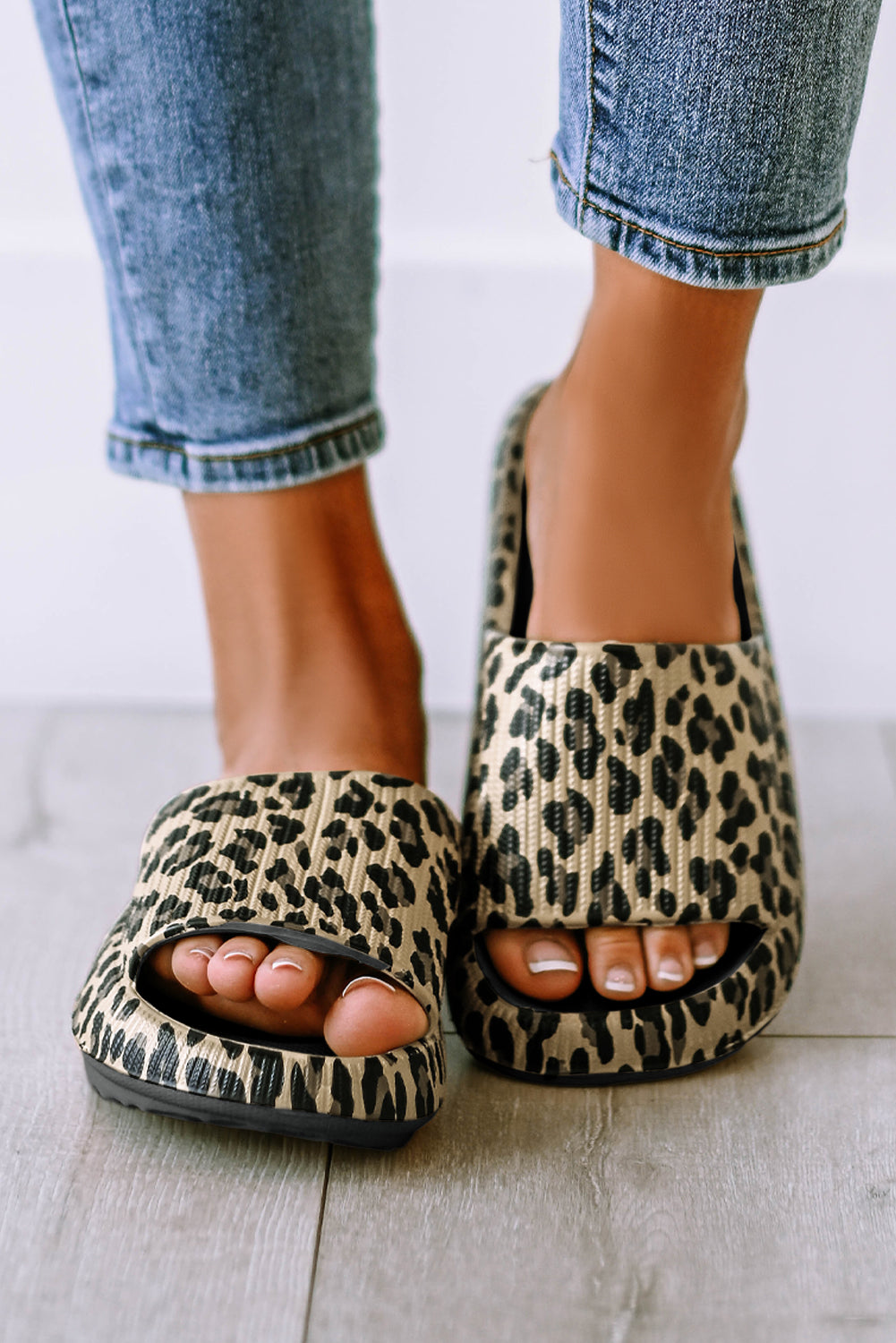Black Leopard Print Thick Sole Slides