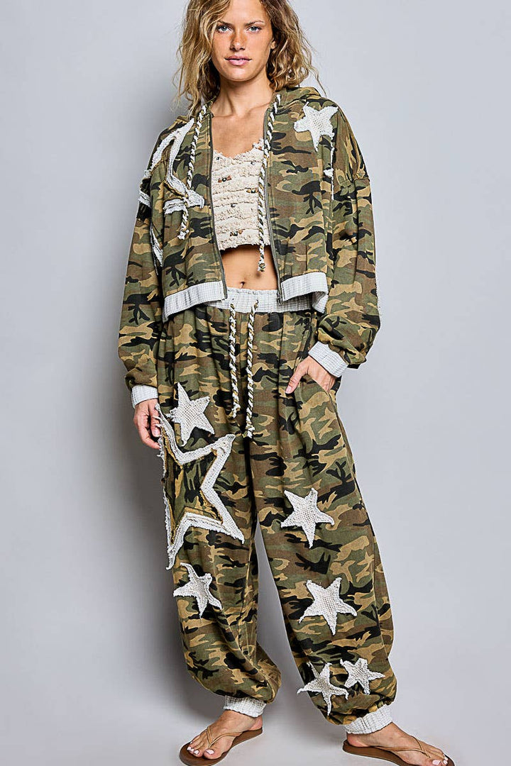 Vintage Floral Camo Star Patch French Terry Wide-Leg Pants