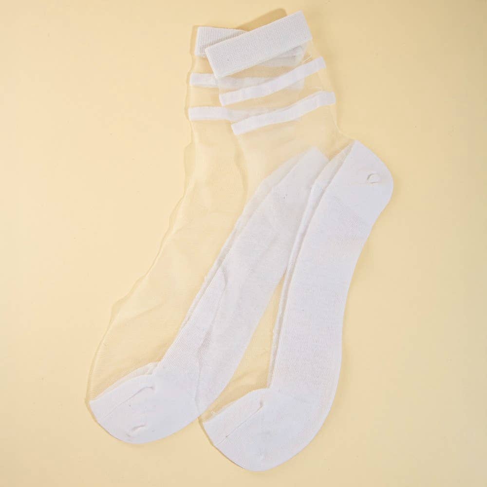 Triple Striped Sheer Ankle Socks: WH