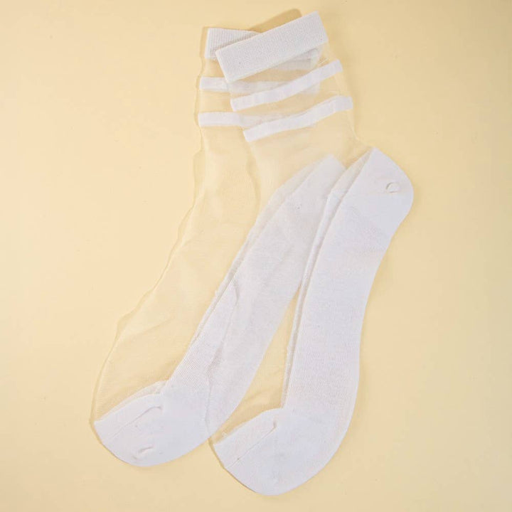 Triple Striped Sheer Ankle Socks: WH