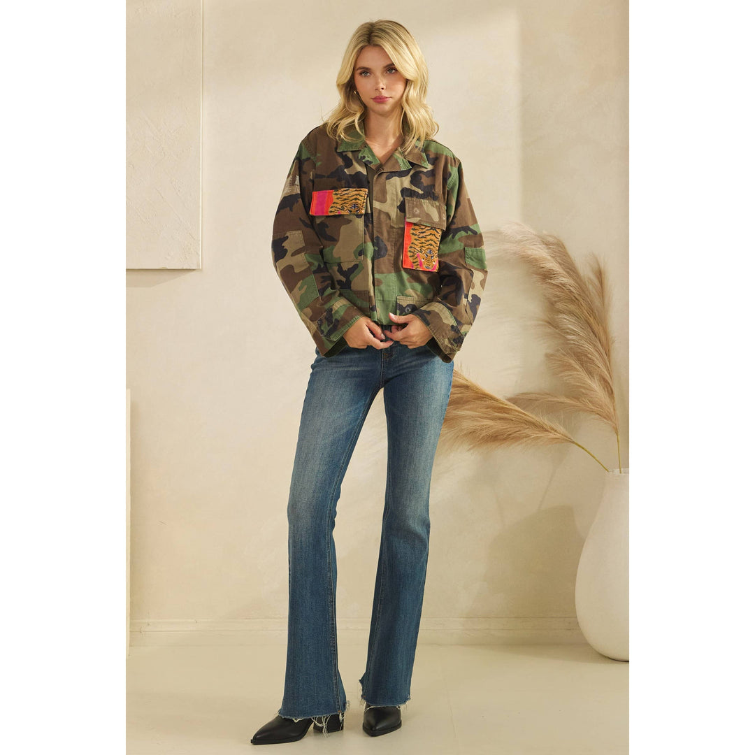 Camo jacket with Tiger Print contrast: Camo / M