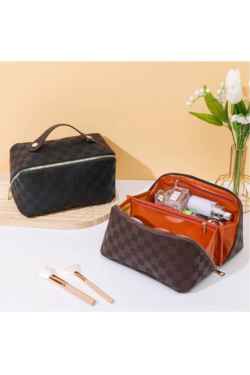 VEGAN LEATHER MAKEUP BAG SOLID BAG: BLACK-165452 / OS