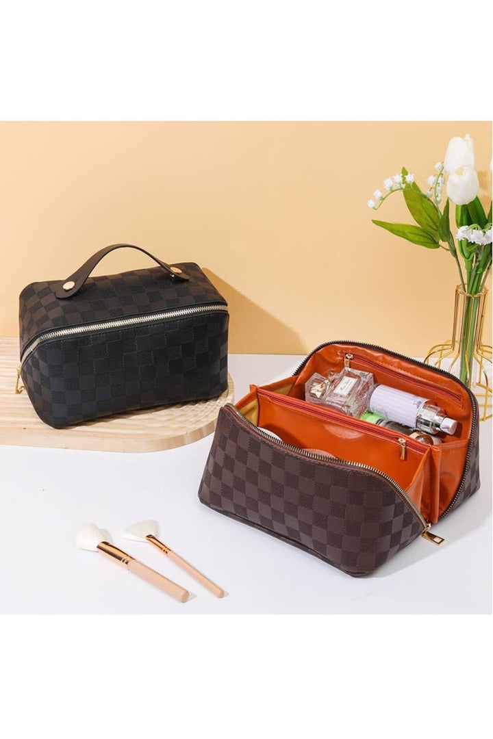 VEGAN LEATHER MAKEUP BAG SOLID BAG: BROWN-172928 / OS