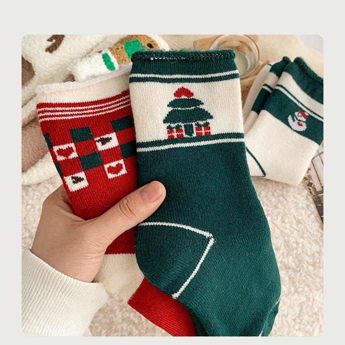 Christmas Festive Patterns Socks, Retro Holiday Themed Socks: Grid