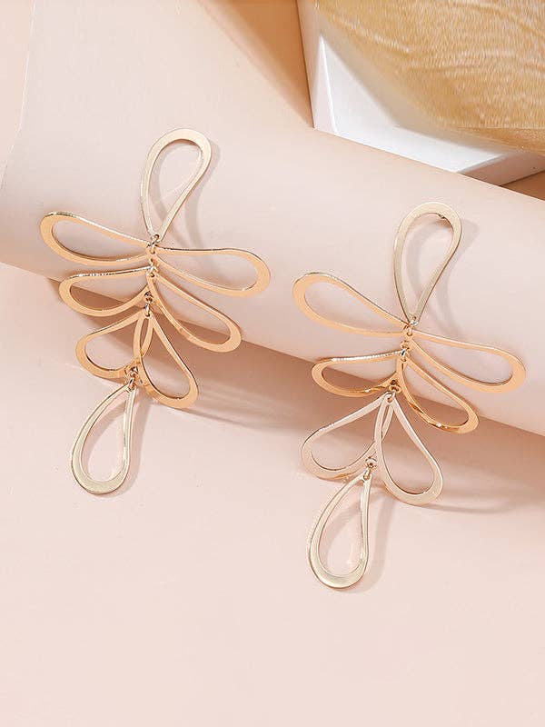 Flower Shape Hollow Tasseled Ear-Ring: GOLD / One_size