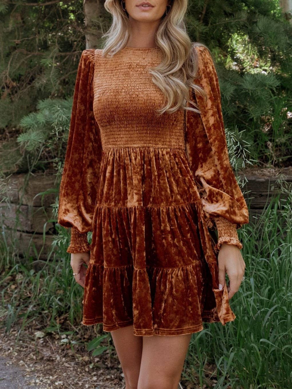 Velvet Ruffled Crewneck Dress: Black / S