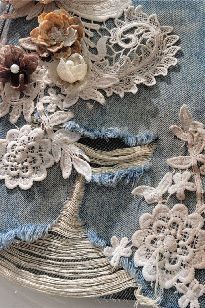 Floral Lace Embellished Denim Shorts: BLUE