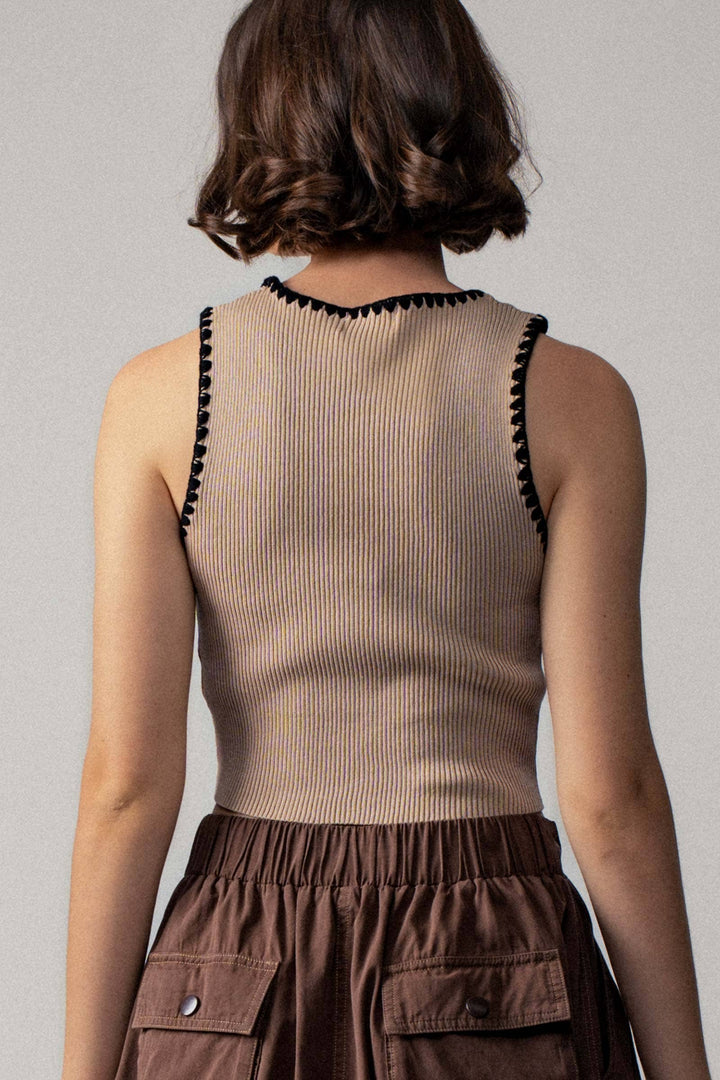 Scalloped Ribbed Knit Crop Top: KHAKI / S-2/M-2/L-2