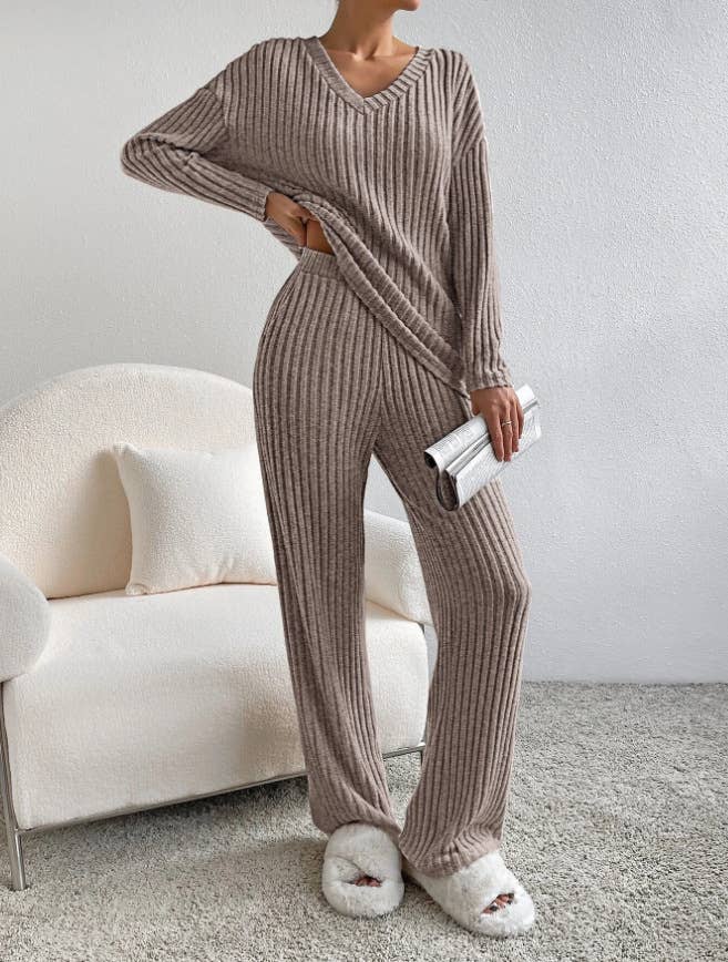 Ribbed Knit Long Sleeve Lounge Pajama Set: Khaki