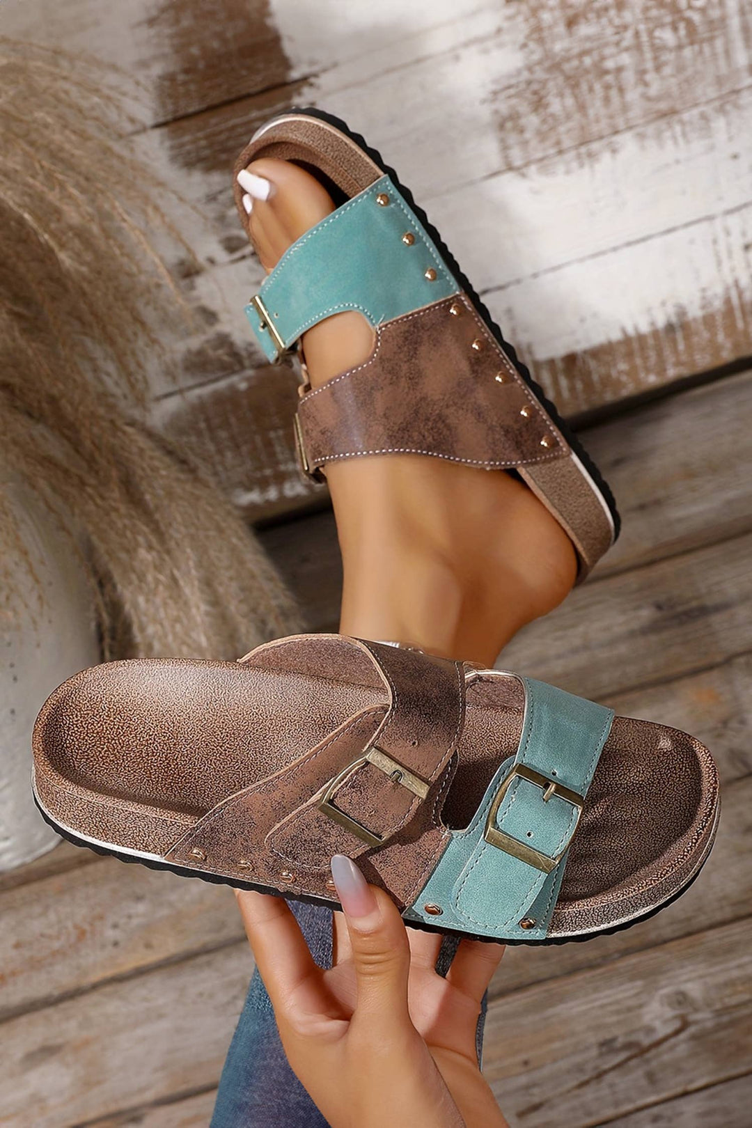 Western Suede Rivet Hollow Out PU Leather Slip-on Shoes
