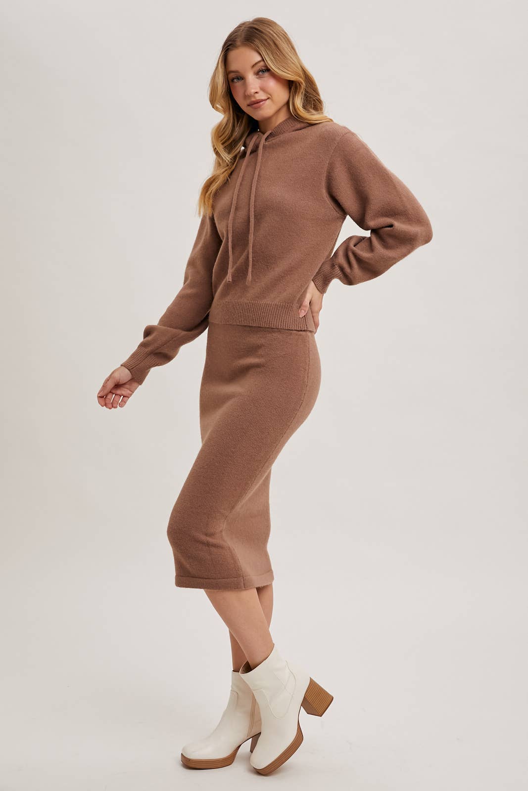 KNIT HOODIE TOP AND PENCIL SKIRT SETS: MOCHA / S